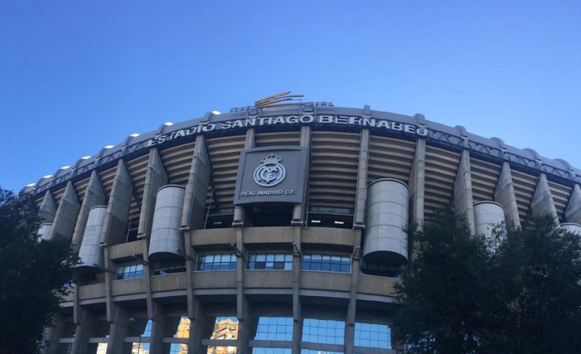 Mannschaft gewinnt Pokalfinale gegen sich selber