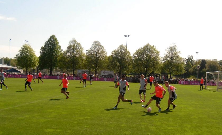 Wer hat den Fußball erfunden?